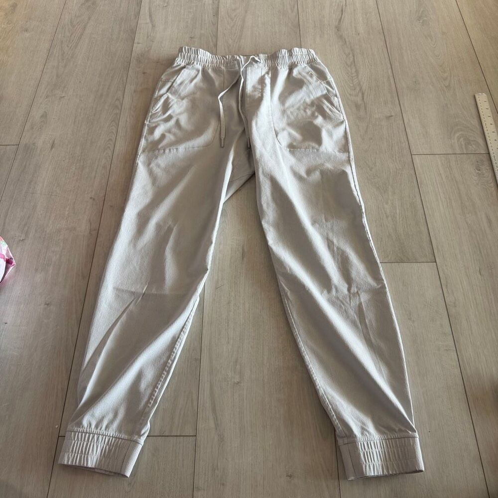 Lululemon men’s joggers size m